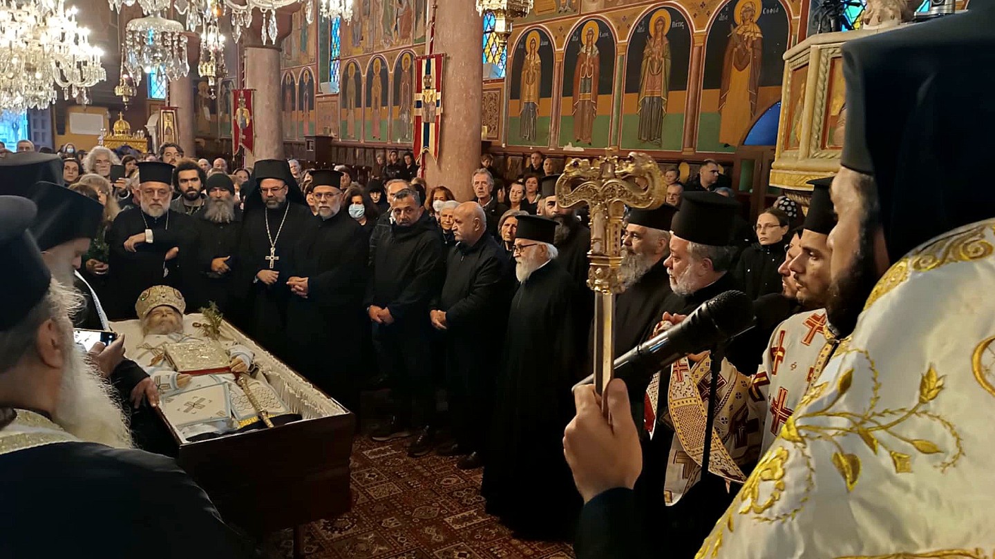 Εξόδιος Μητροπολίτου κυρού Αμφιλοχίου