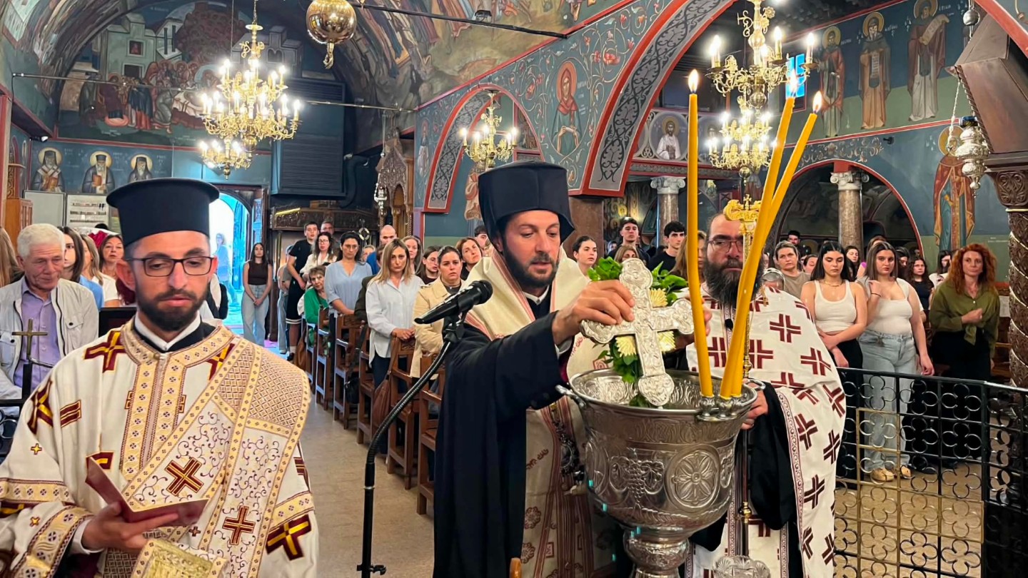 Αγιασμός για τις Πανελλήνιες εξετάσεις
